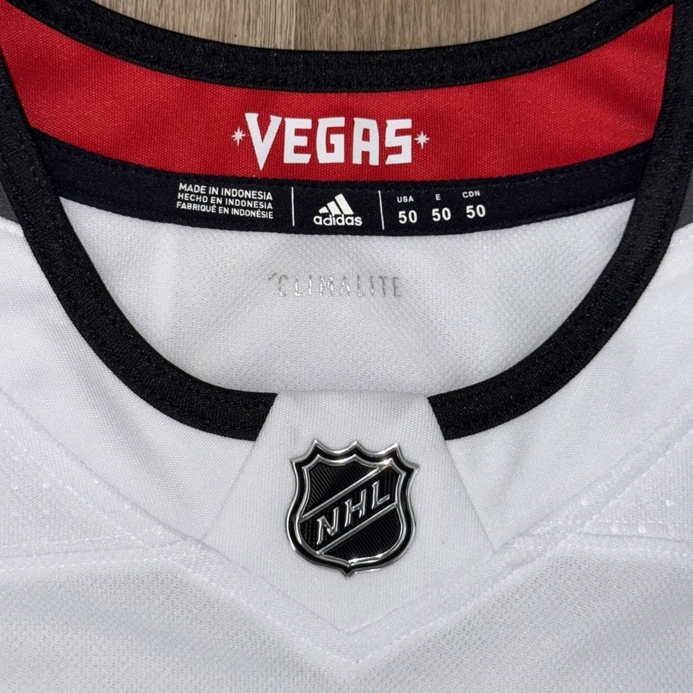 NWT Adidas Vegas Golden Knights White Away Jersey Men's 50 Authentic NHL Strap - Picture 3 of 11